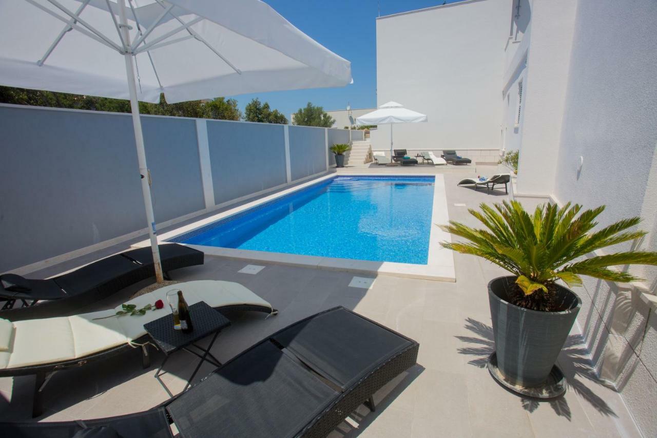 Hotel Paradise Punta Nečujam Eksteriør billede