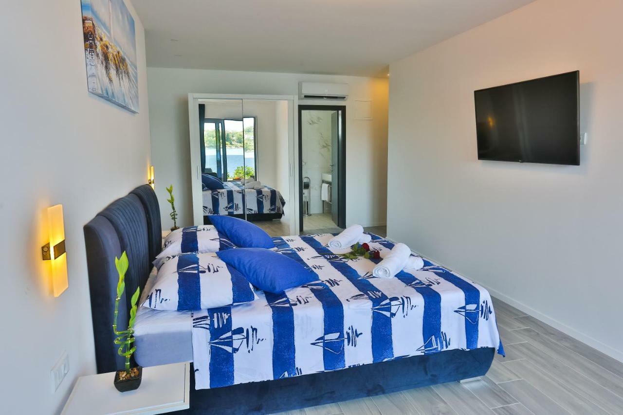 Hotel Paradise Punta Nečujam Eksteriør billede