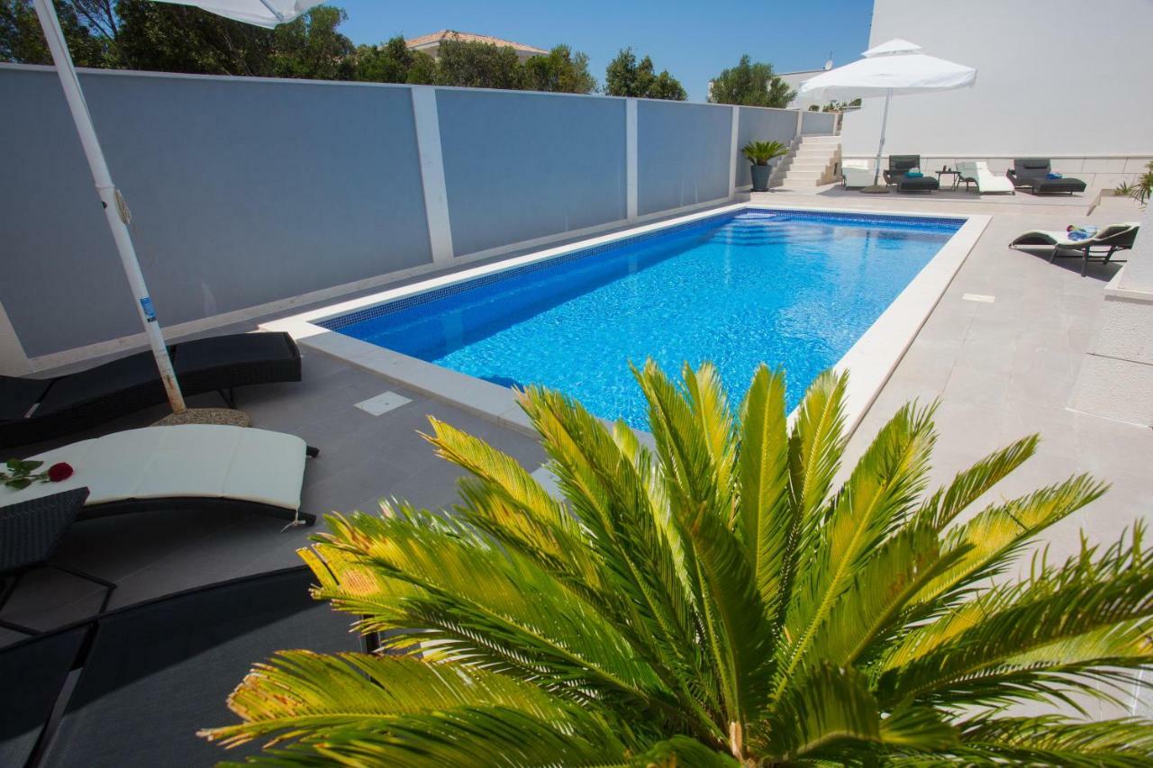 Hotel Paradise Punta Nečujam Eksteriør billede
