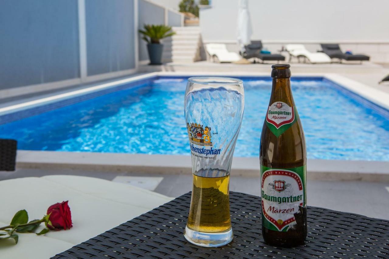 Hotel Paradise Punta Nečujam Eksteriør billede