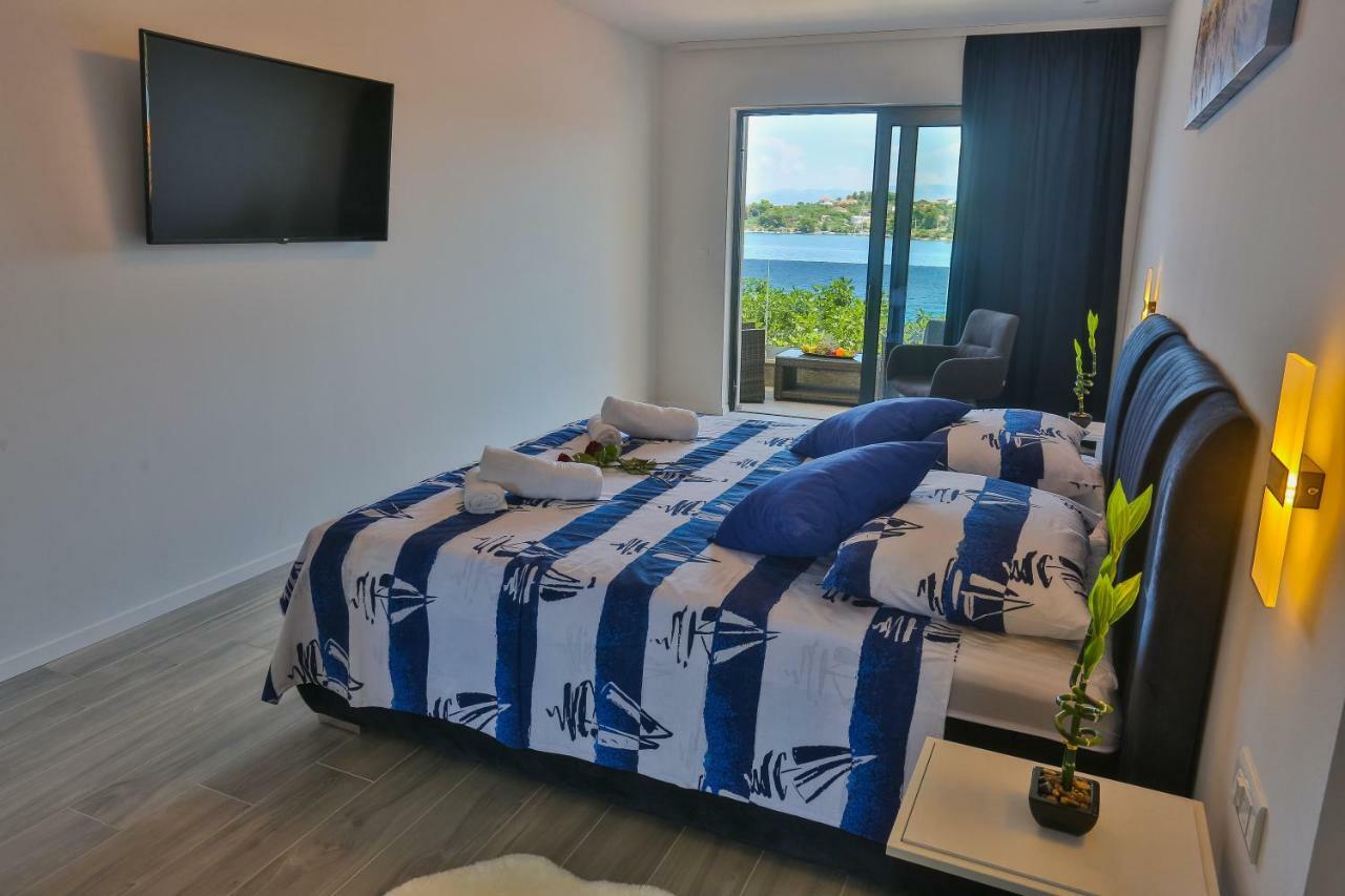 Hotel Paradise Punta Nečujam Eksteriør billede